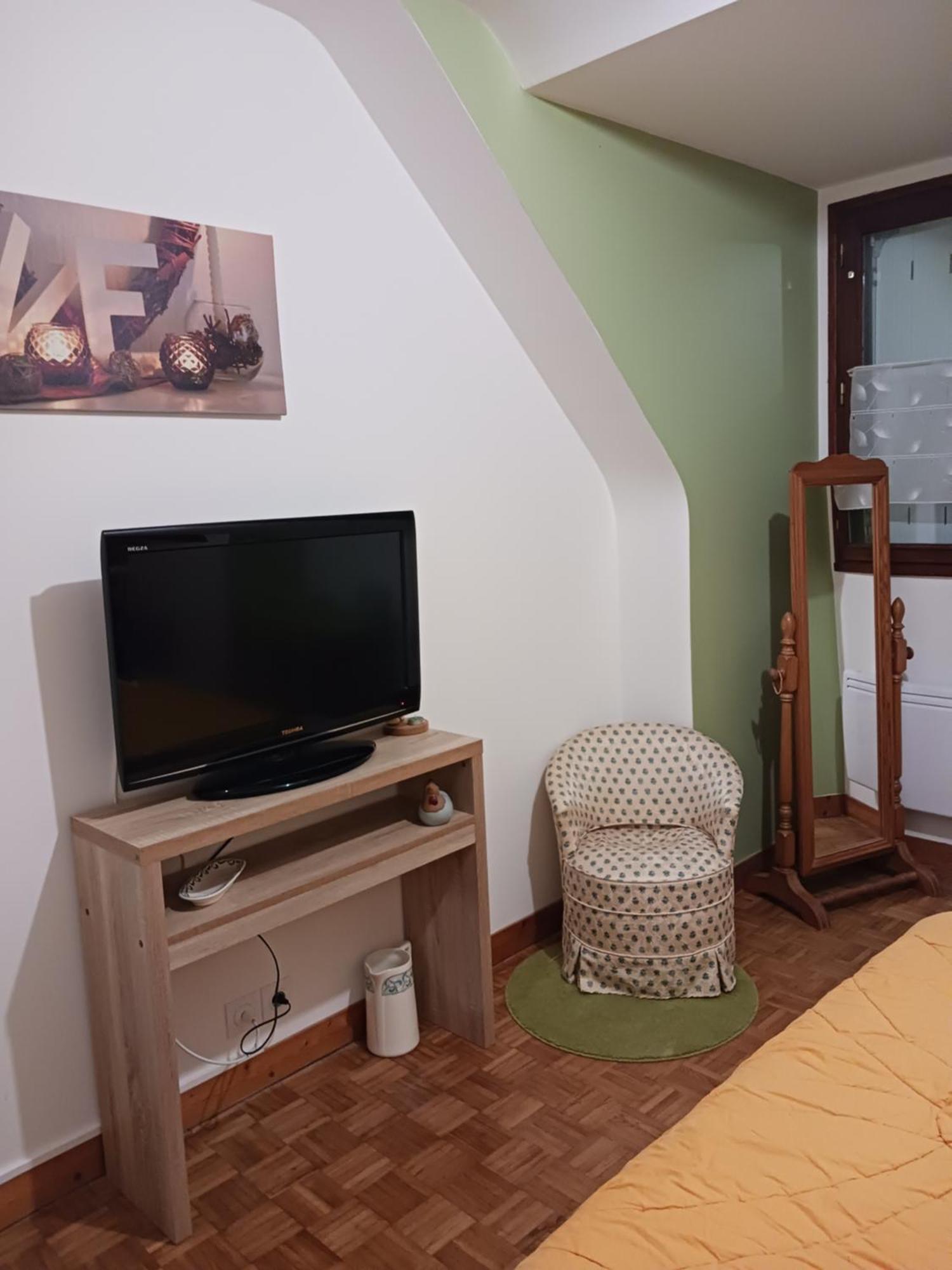 Chambres D'Hotes Du Clos Du Roi Pontorson Extérieur photo